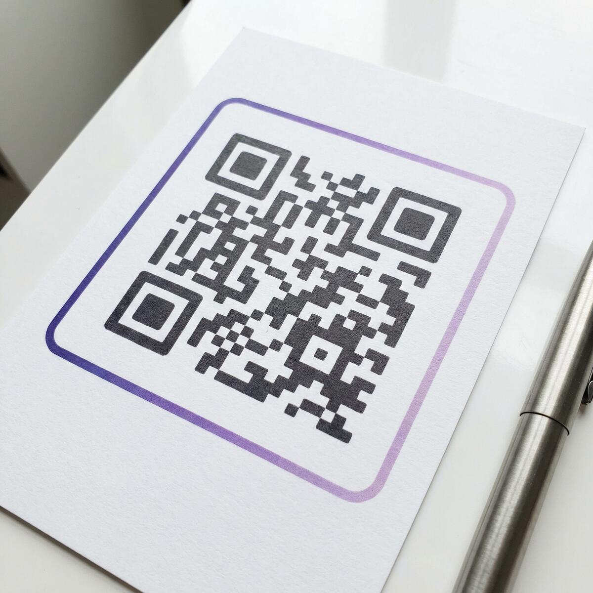 黄色仓库商务二维码