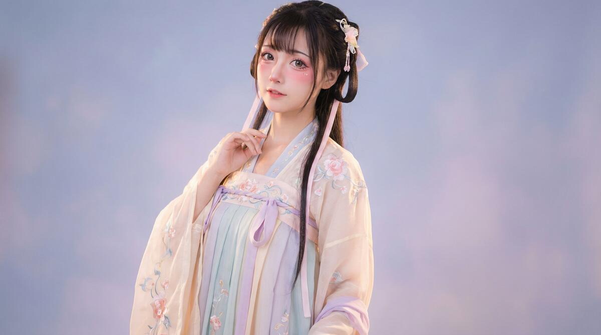 黄色仓库动漫Cosplay视频